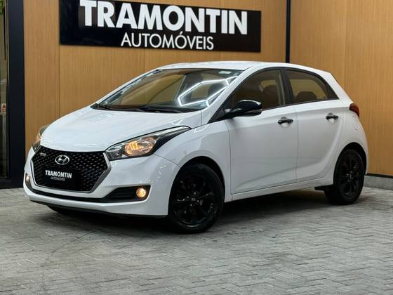 HYUNDAI HB20 1.6 R SPEC 16V FLEX 4P AUTOMÁTICO HYUNDAI HB20 1.6 R SPEC 16V FLEX 4P AUTOMÁTICO
